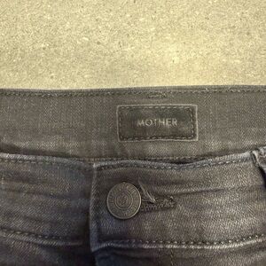 MOTHER Charcoal high waisted rider ankle jean